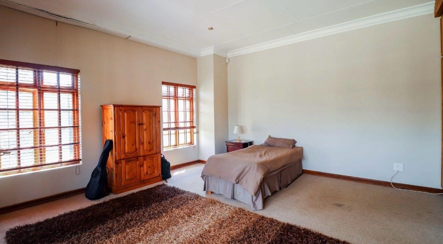 4 Bedroom Property for Sale in Wilkoppies North West